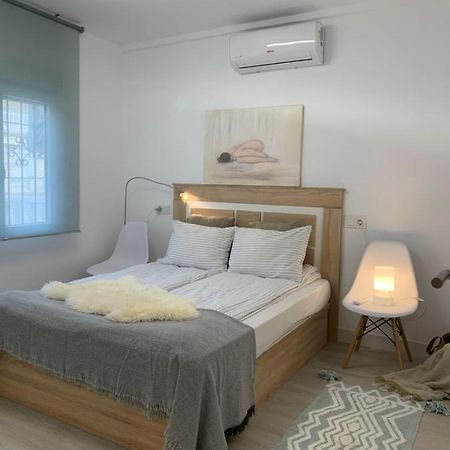 Holiday House Торевиеха Екстериор снимка